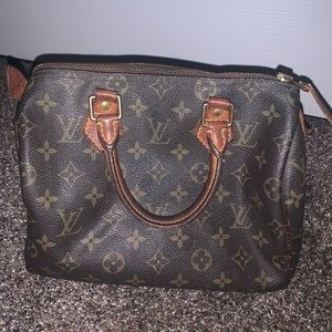 Vintage Louis Vuitton Speedy 25